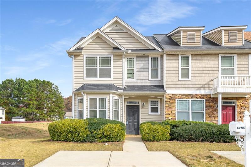 6294 Ellenwood Drive Rex GA 30273