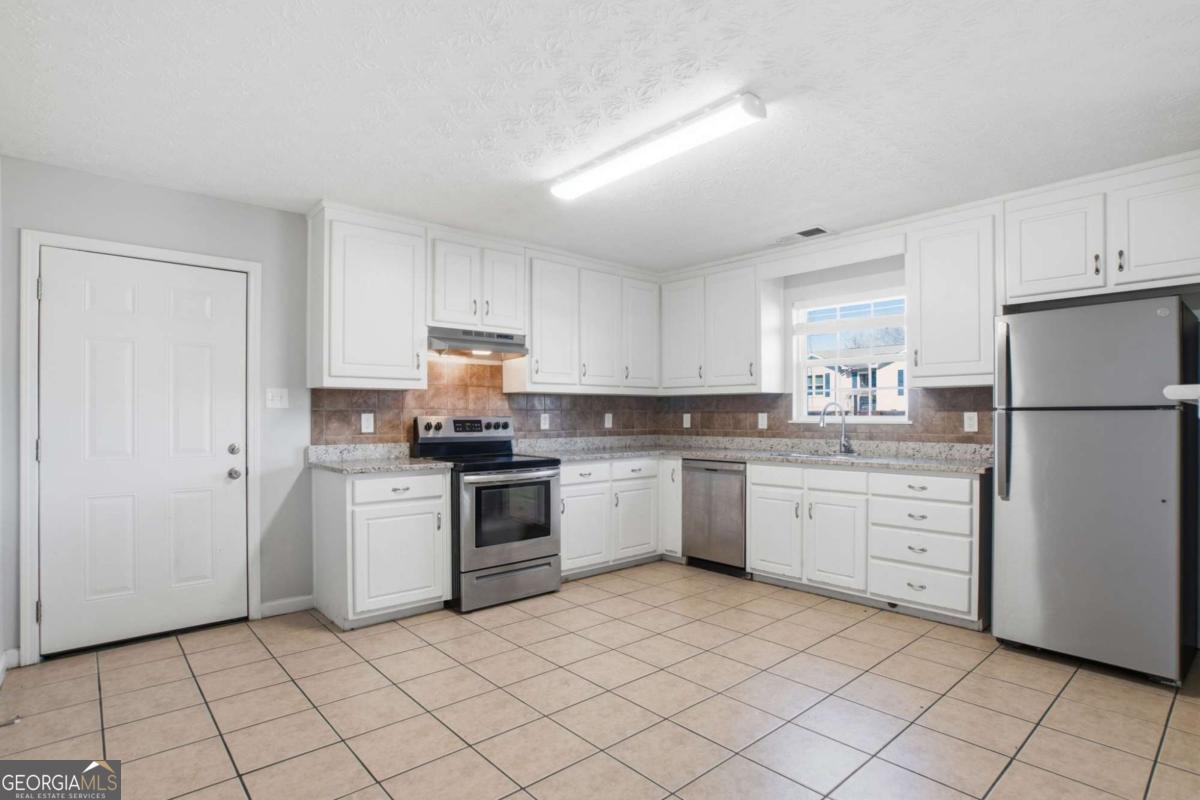 504 Dove Way Social Circle GA 30025