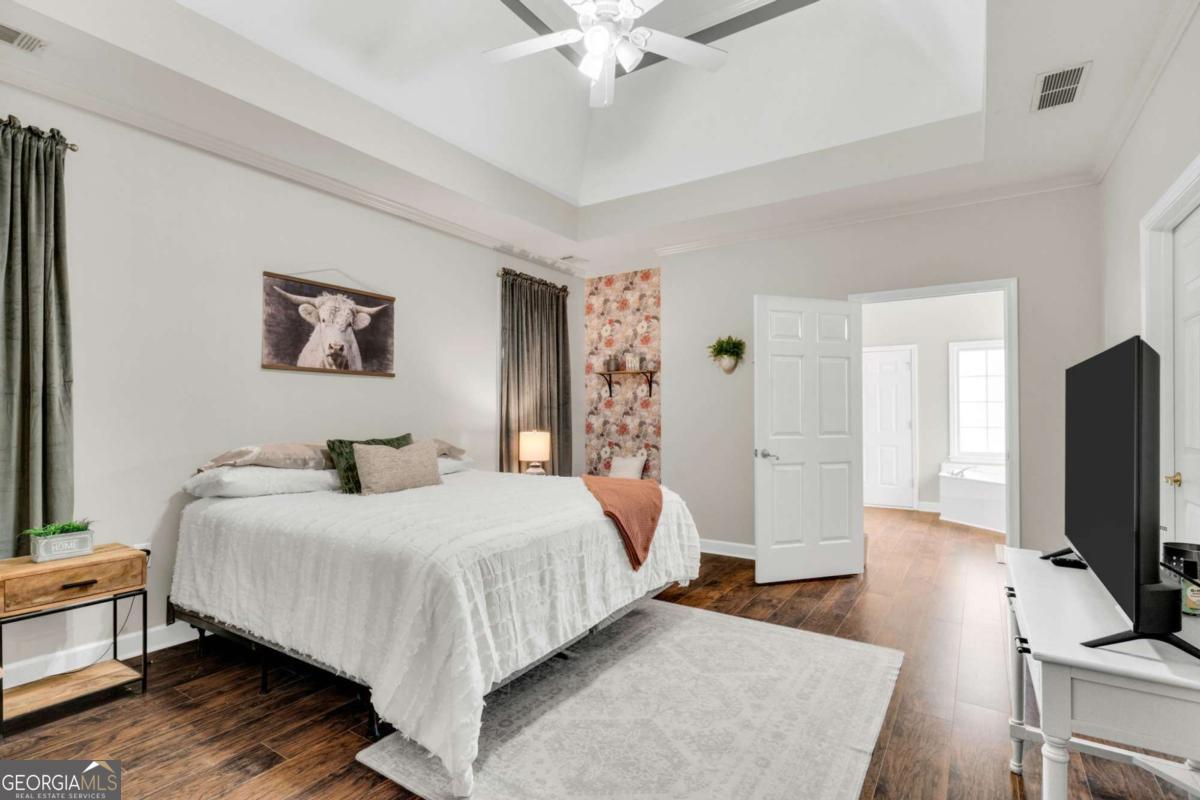 1109 Bowerie Chase Powder Springs GA 30127
