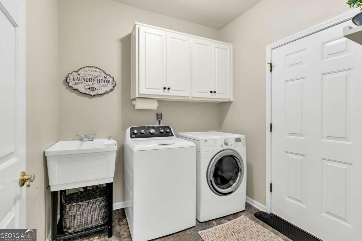 1109 Bowerie Chase Powder Springs GA 30127