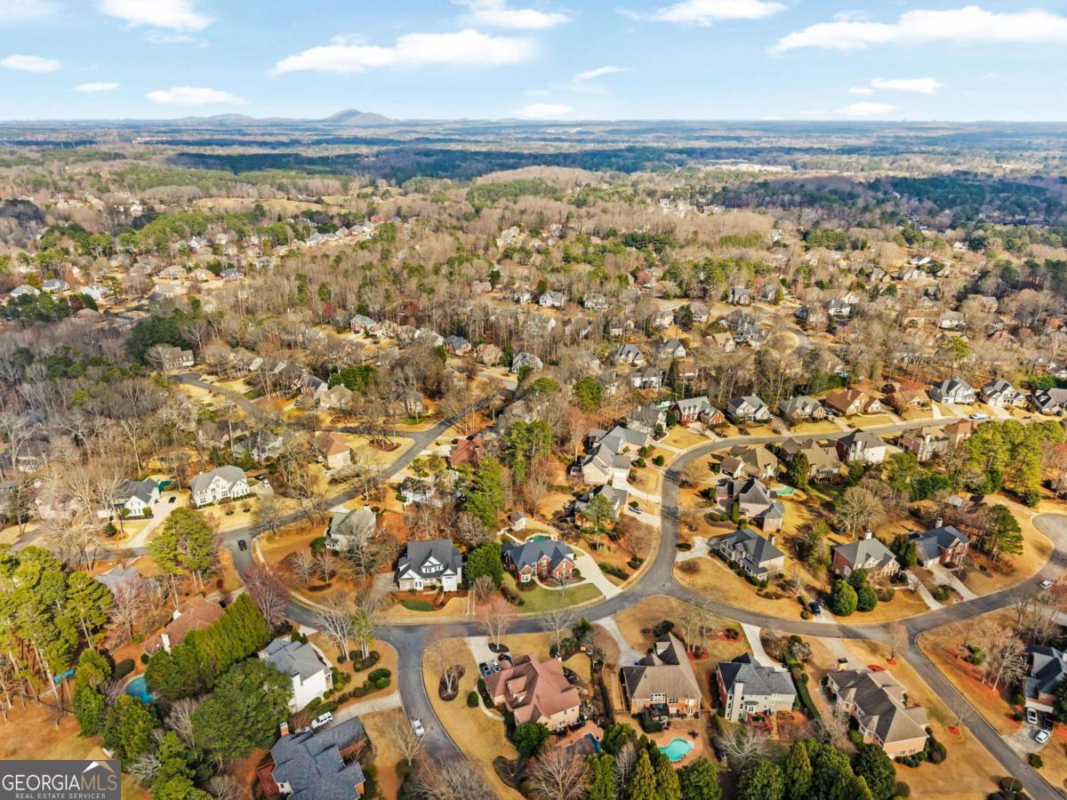 1109 Bowerie Chase Powder Springs GA 30127