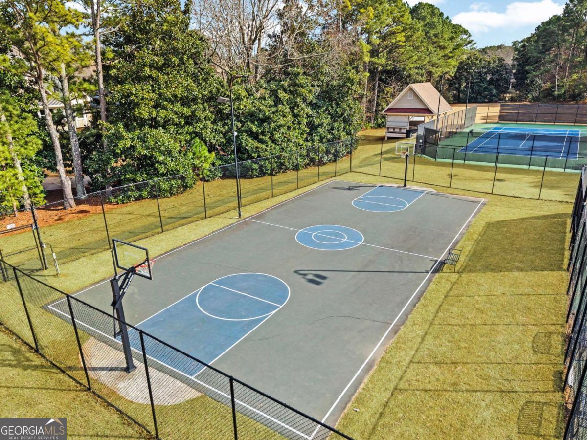 1109 Bowerie Chase Powder Springs GA 30127