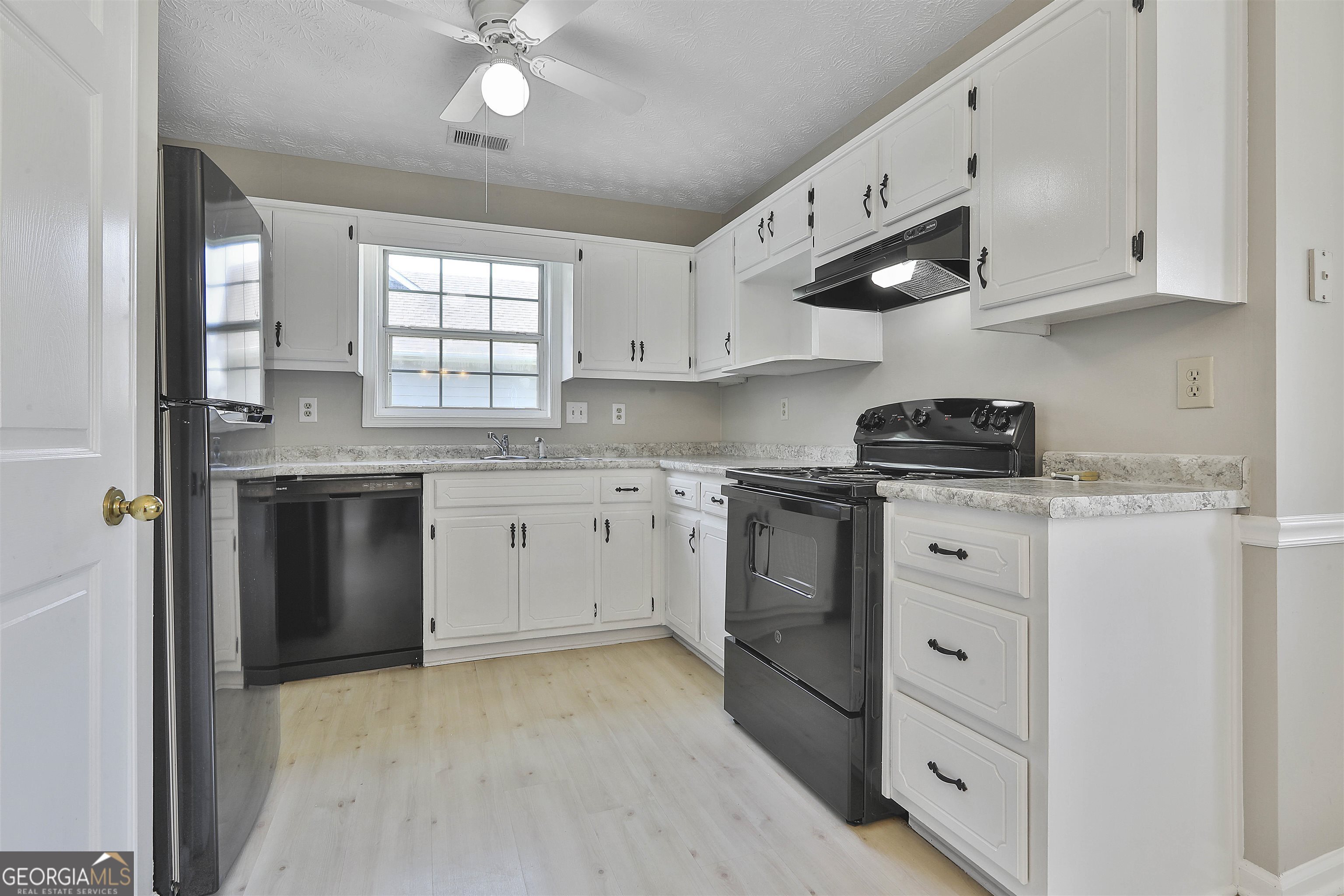 170 Landing Drive Fayetteville GA 30214
