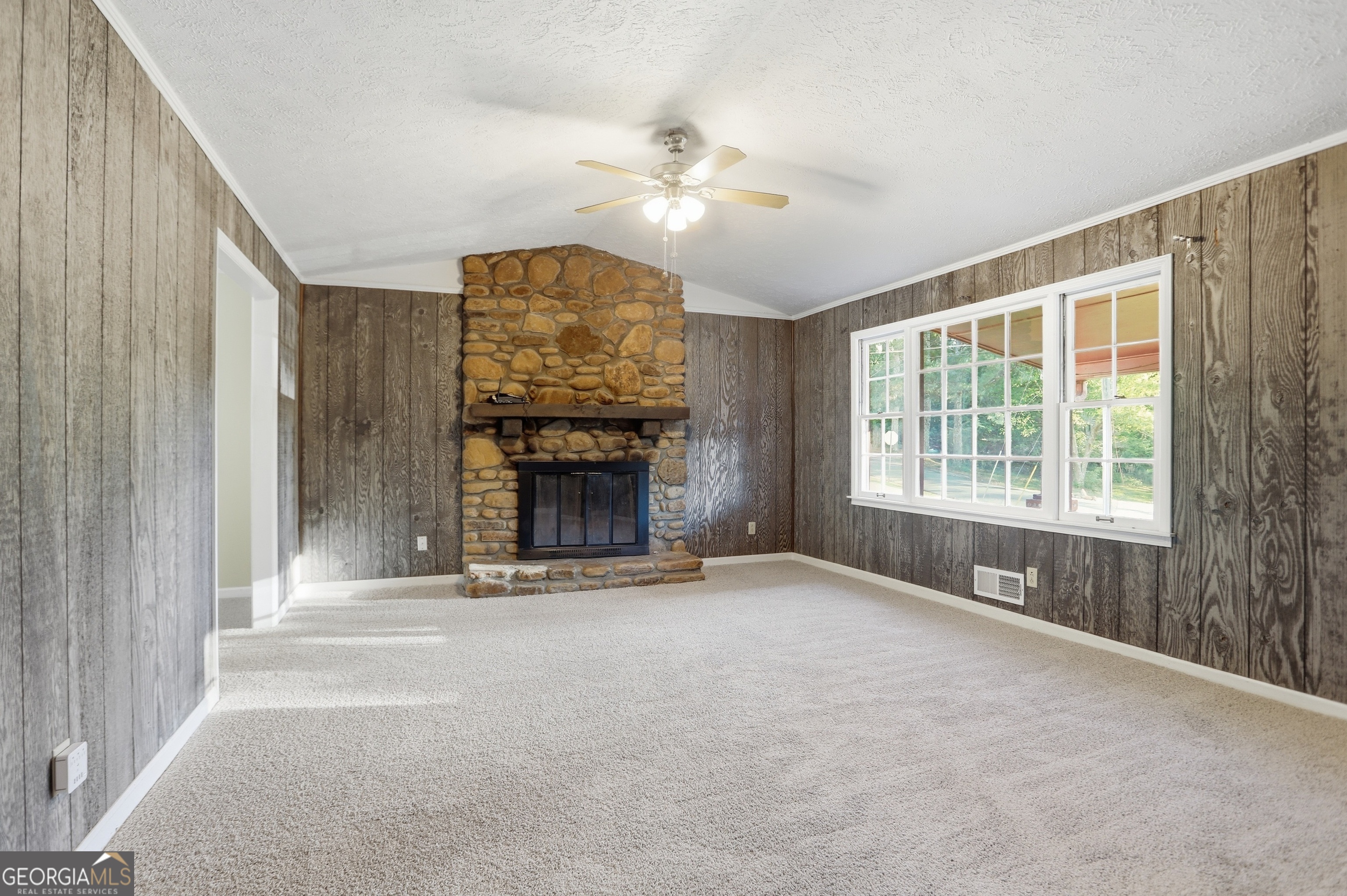 6742 Kellogg Drive Acworth GA 30102
