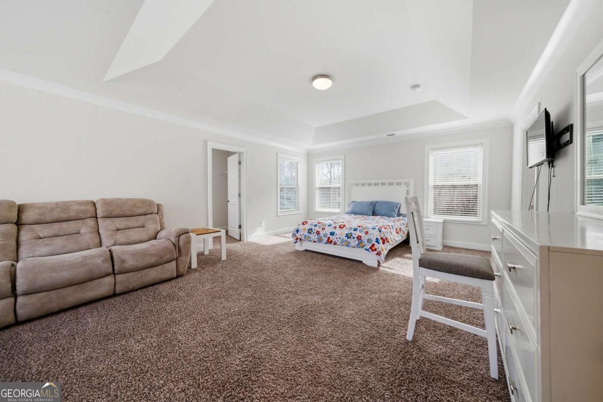 4095 Lake Manor Way Atlanta GA 30349