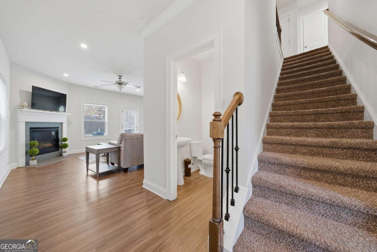 4095 Lake Manor Way Atlanta GA 30349
