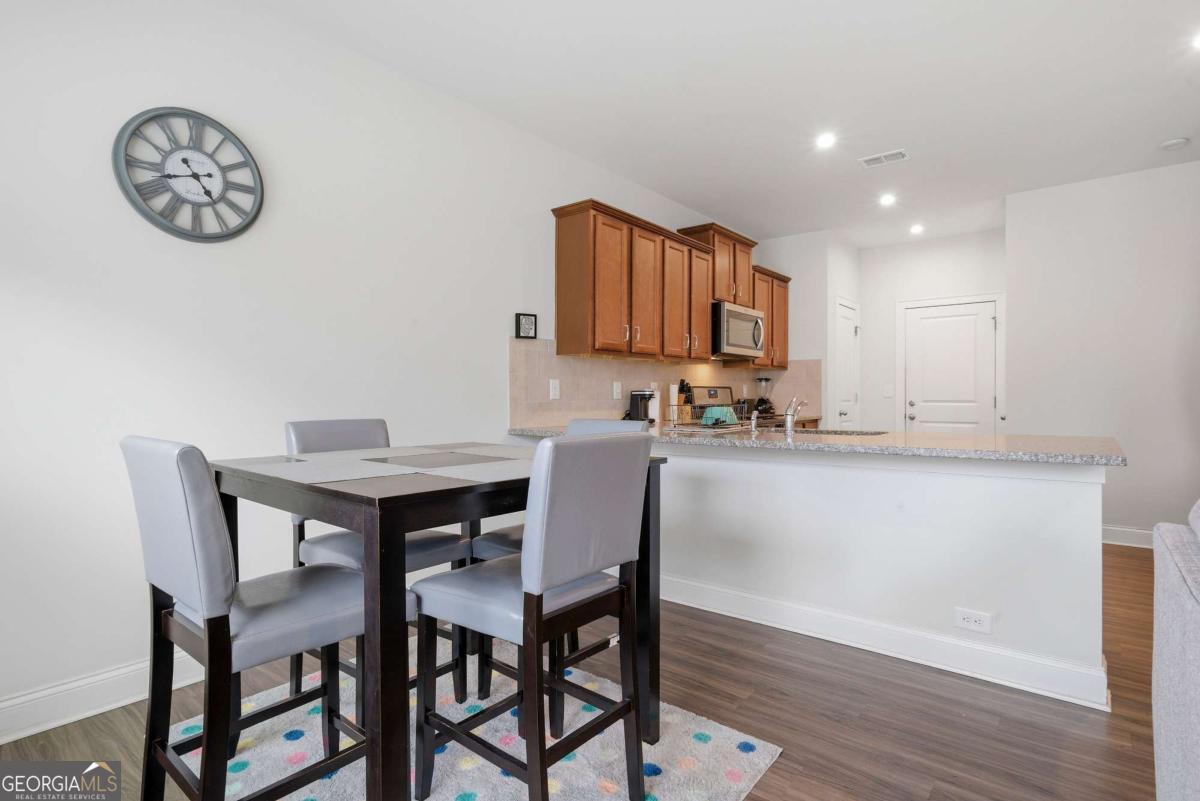 4095 Lake Manor Way Atlanta GA 30349
