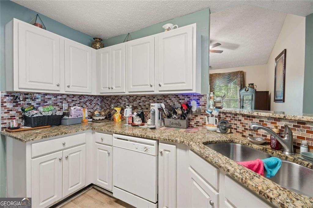 4220 Arrowhead Pointe Austell GA 30106
