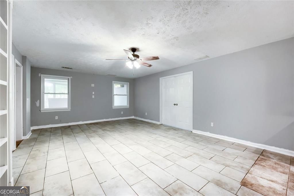 2128 Cluster Lane Grayson GA 30017