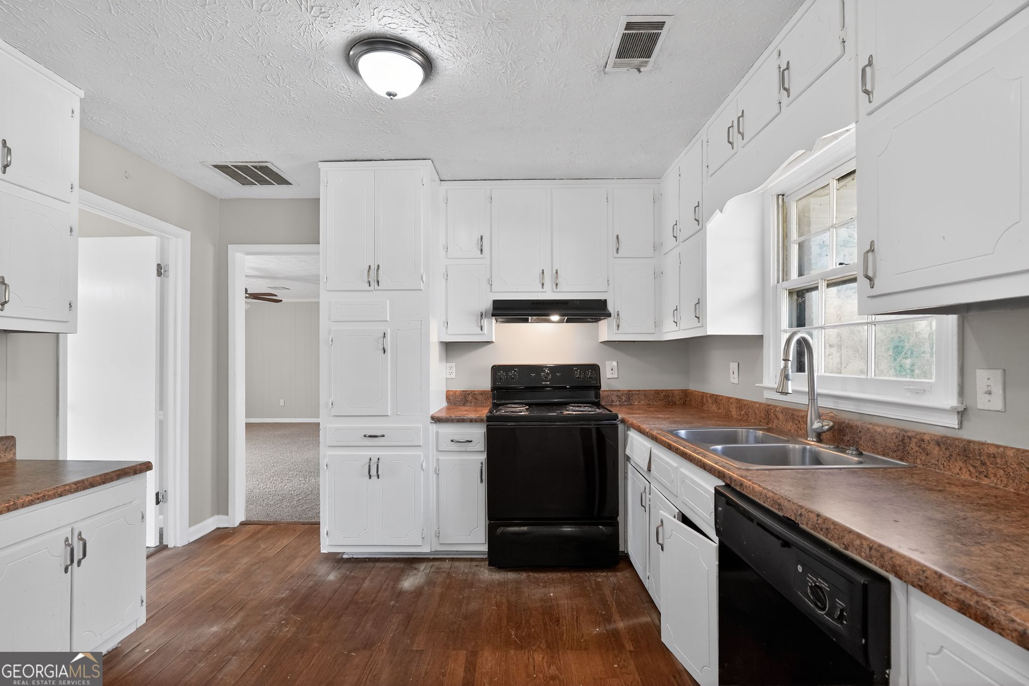 156 Blake Lane Ellenwood GA 30294