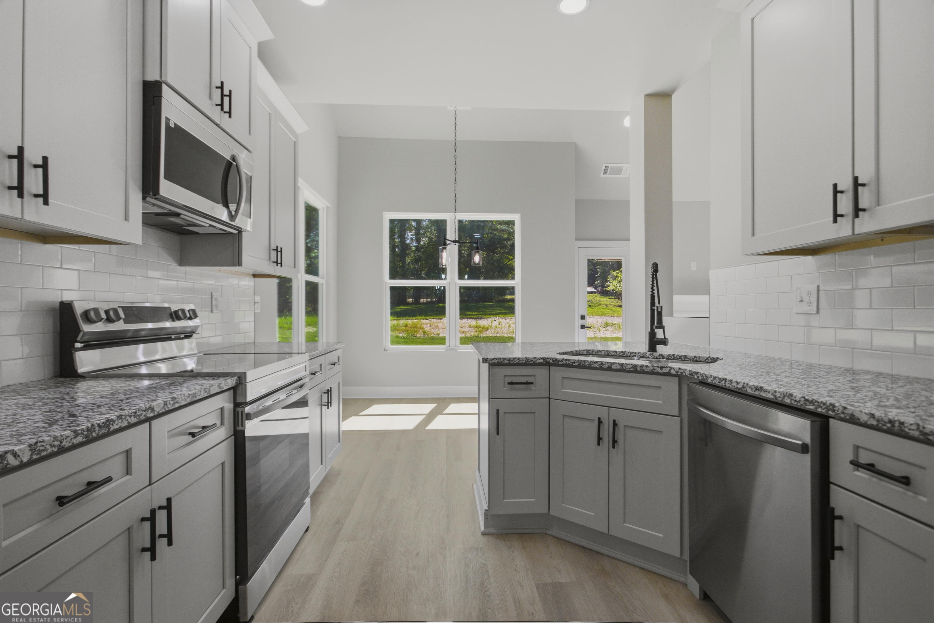 2557 Casablanca Drive Conyers GA 30012