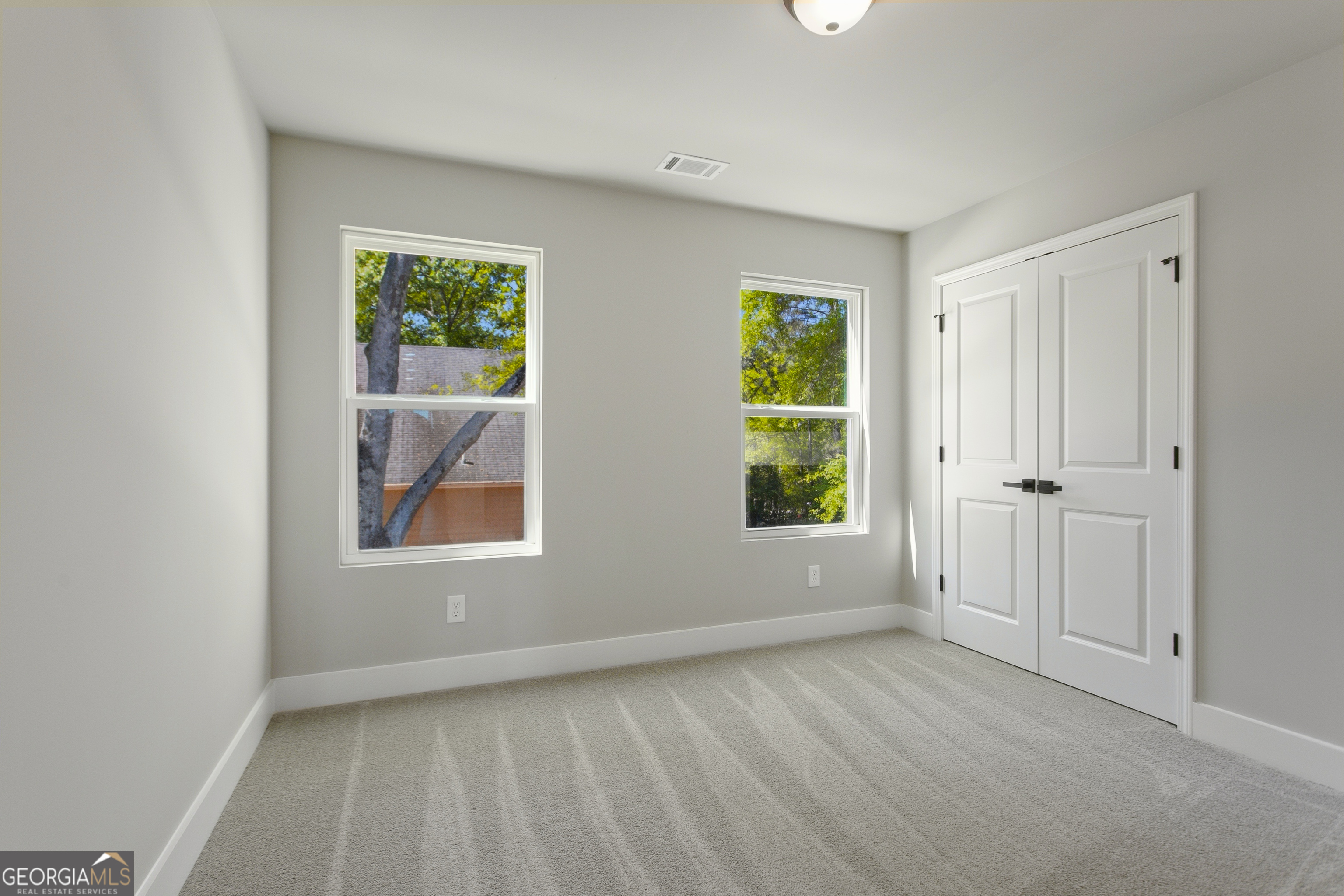 2557 Casablanca Drive Conyers GA 30012