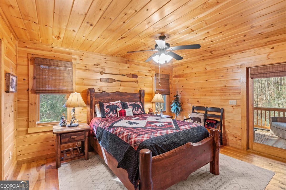 61 Grove Lane Ellijay GA 30540