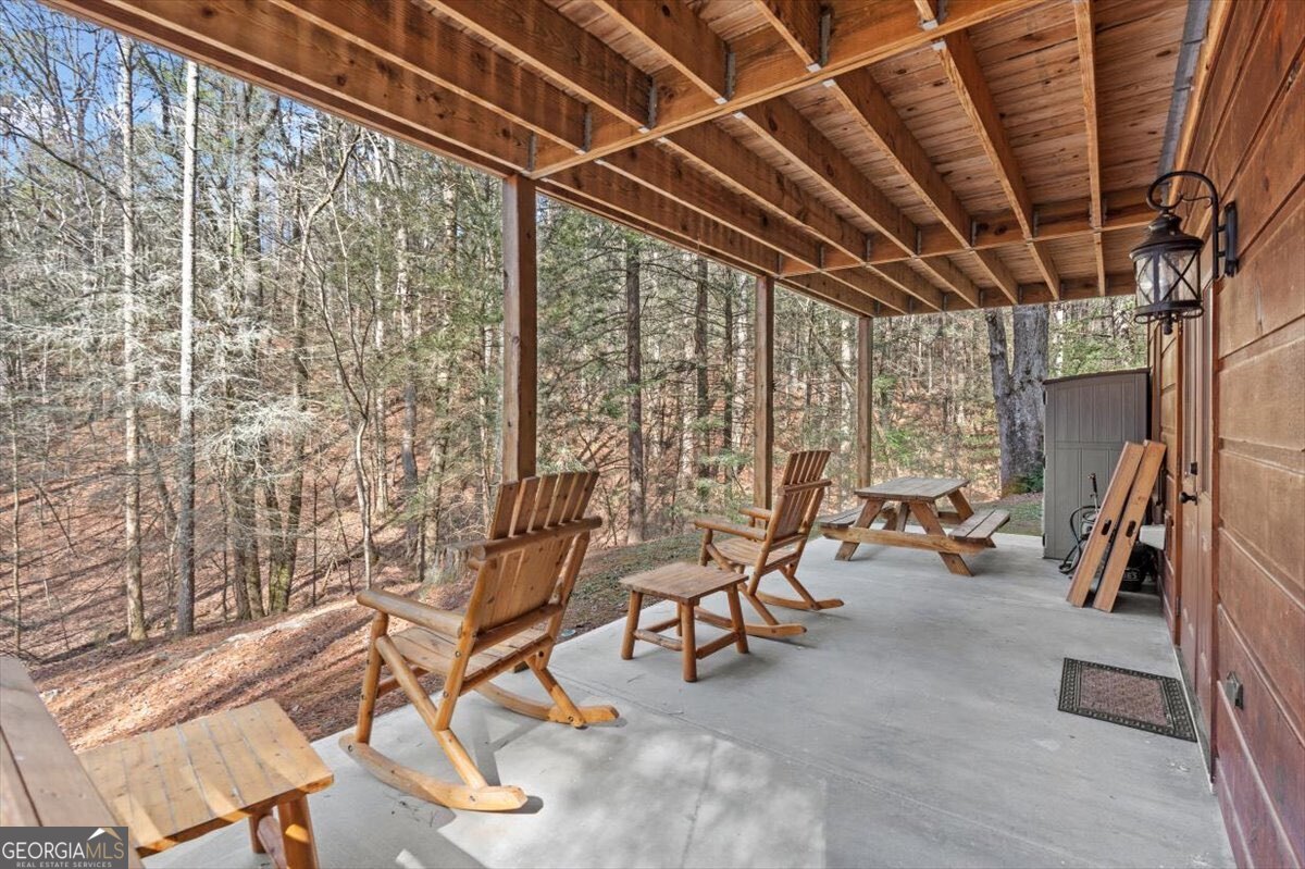 61 Grove Lane Ellijay GA 30540
