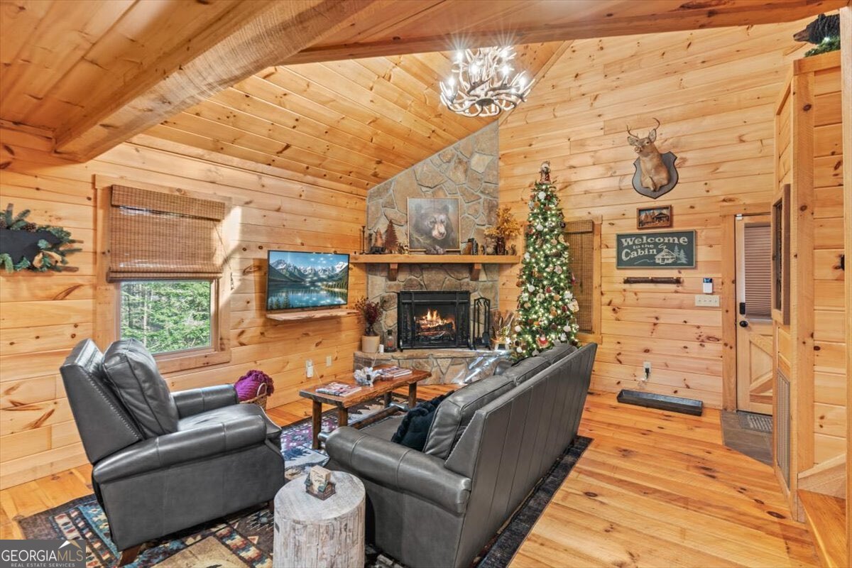 61 Grove Lane Ellijay GA 30540