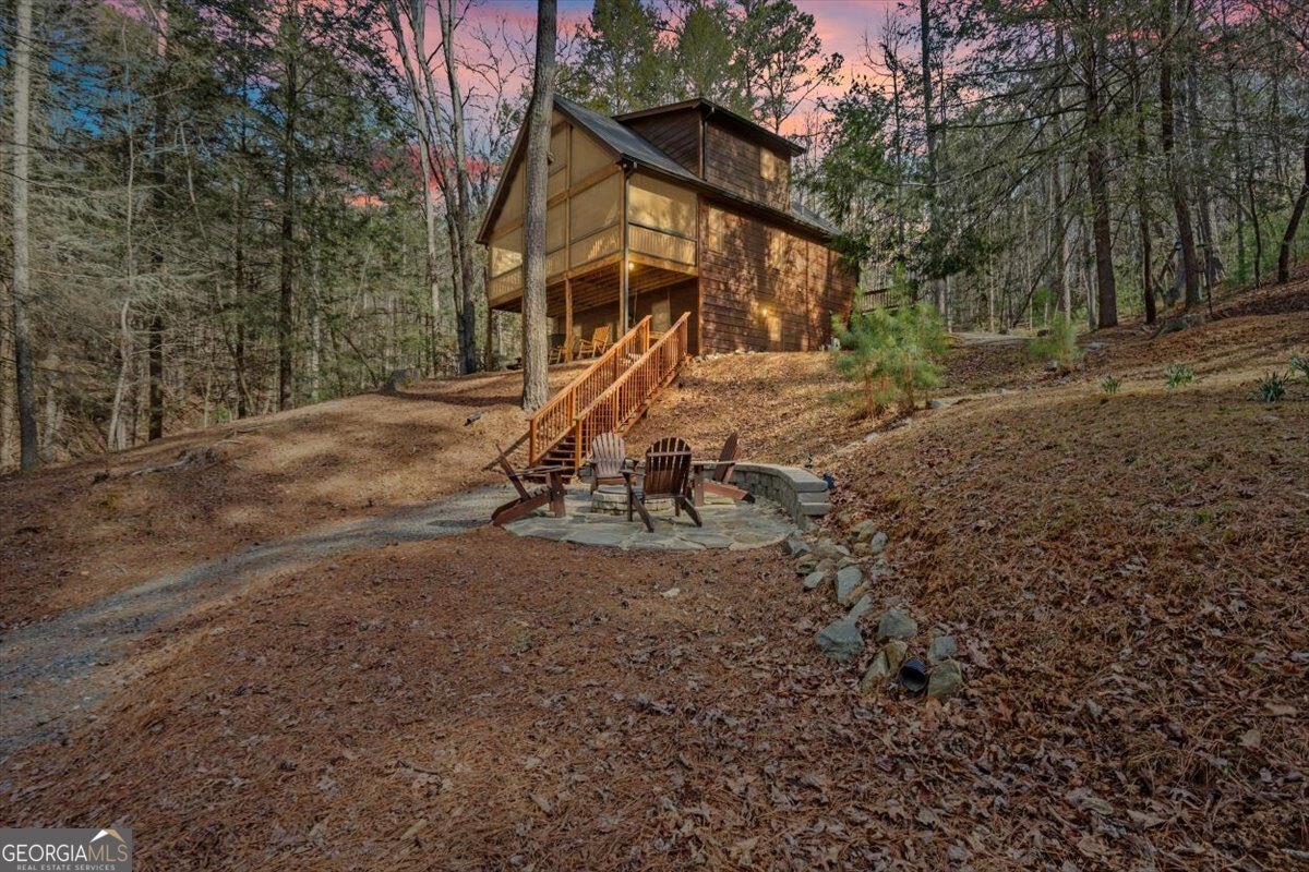 61 Grove Lane Ellijay GA 30540