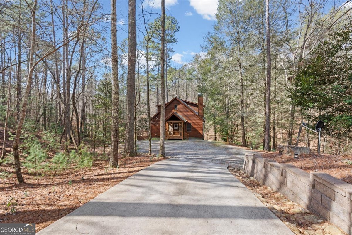 61 Grove Lane Ellijay GA 30540