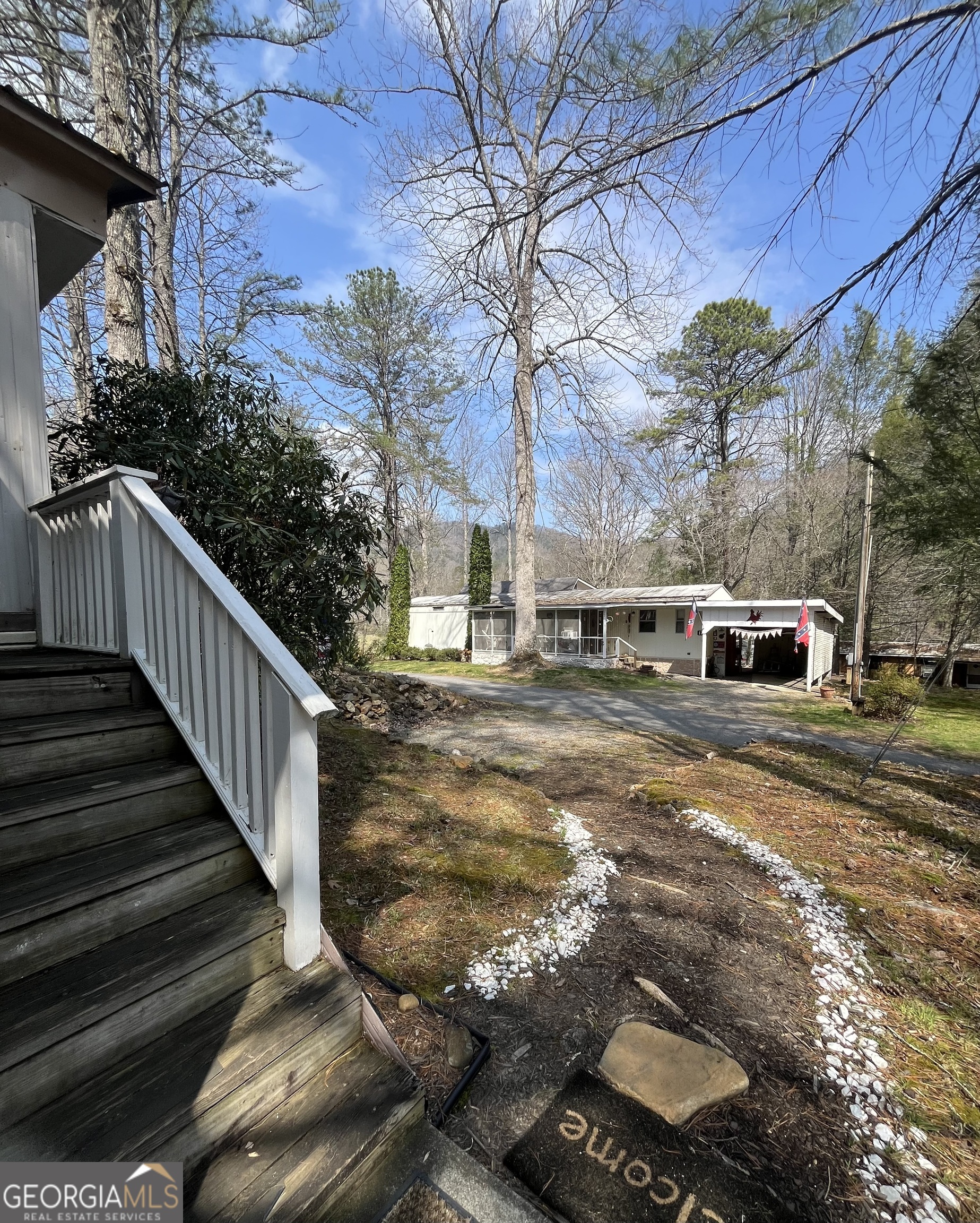 22 Leisure Woods Circle Hiawassee GA 30546