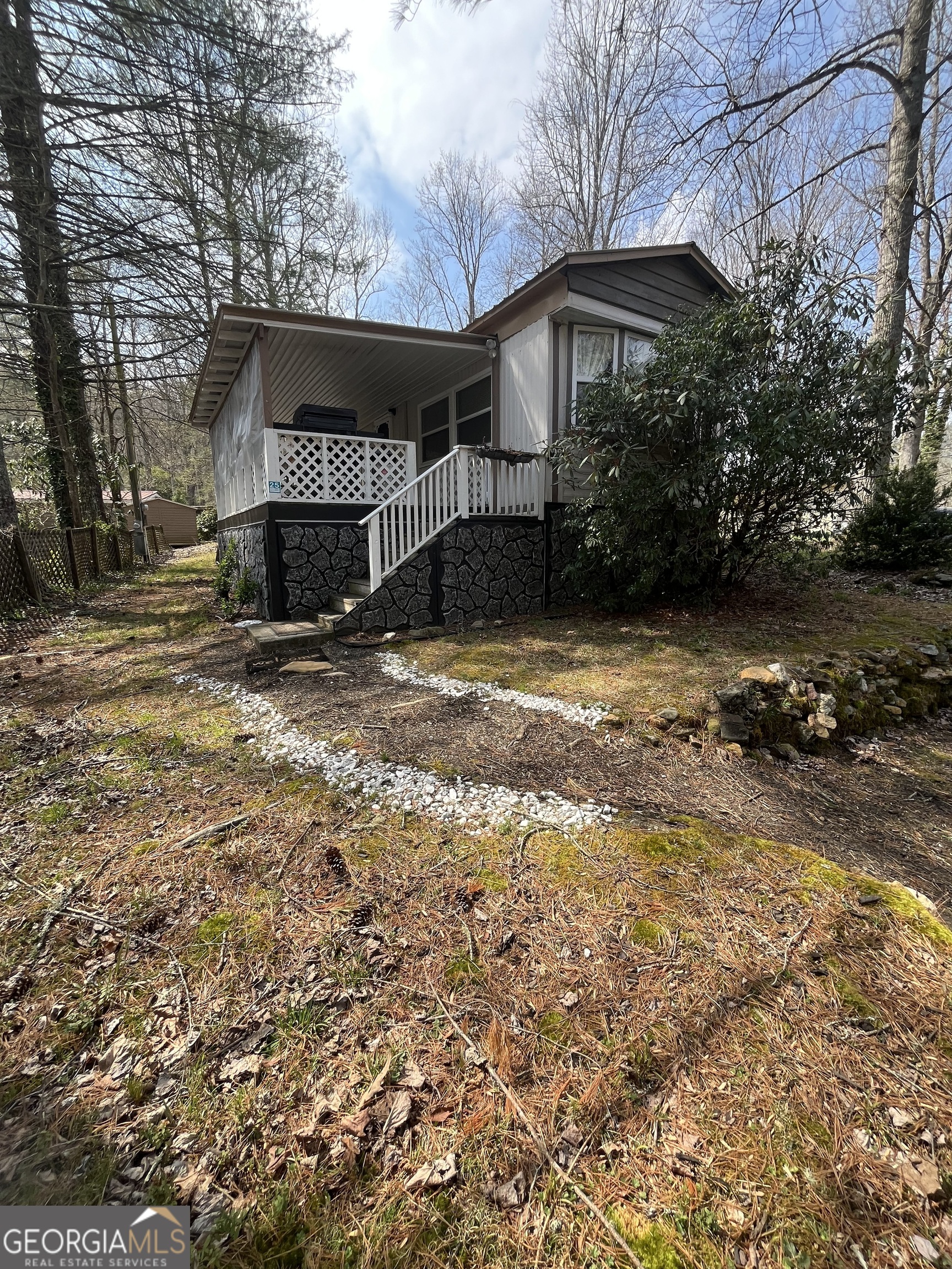 22 Leisure Woods Circle Hiawassee GA 30546