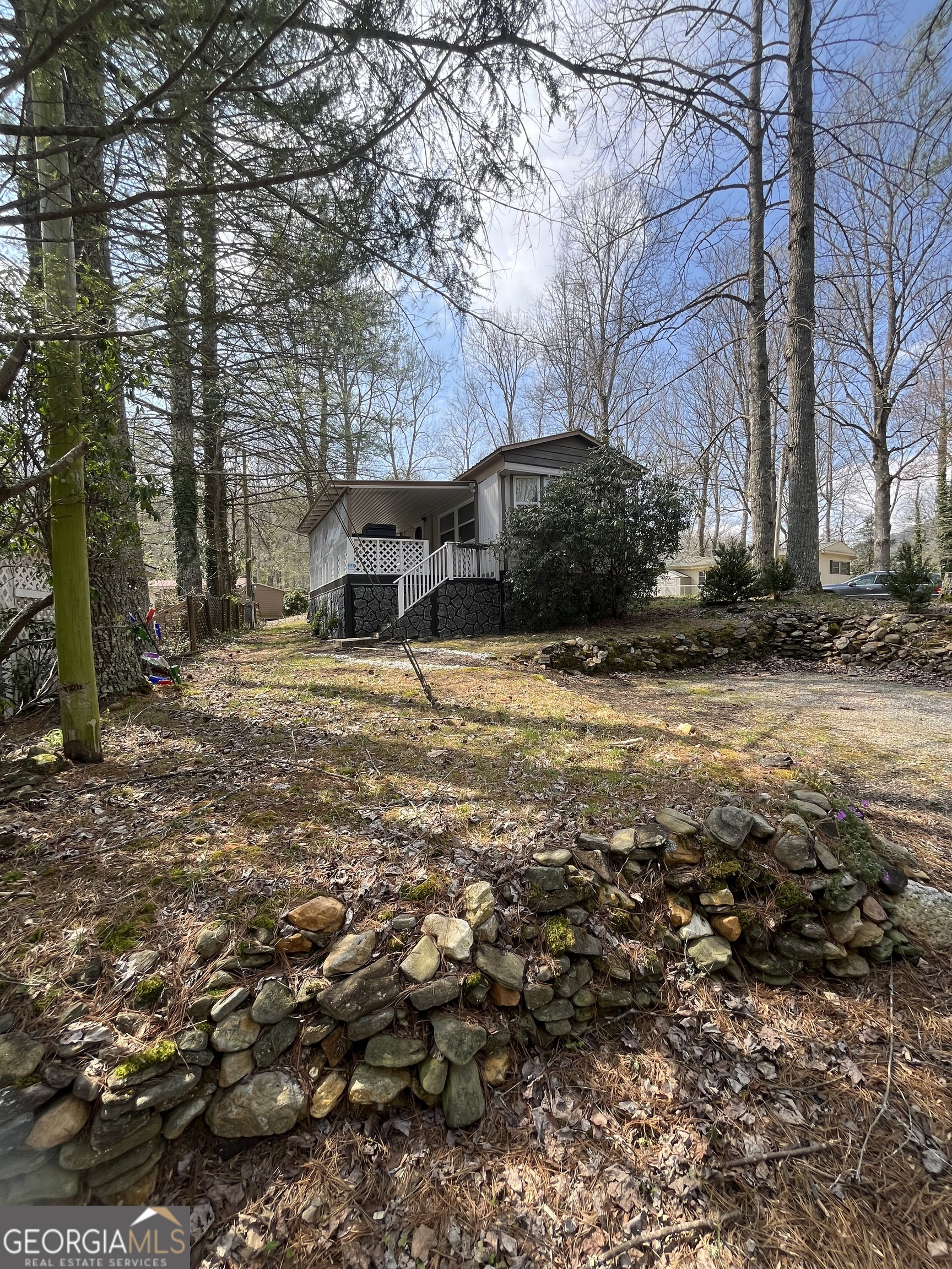 22 Leisure Woods Circle Hiawassee GA 30546