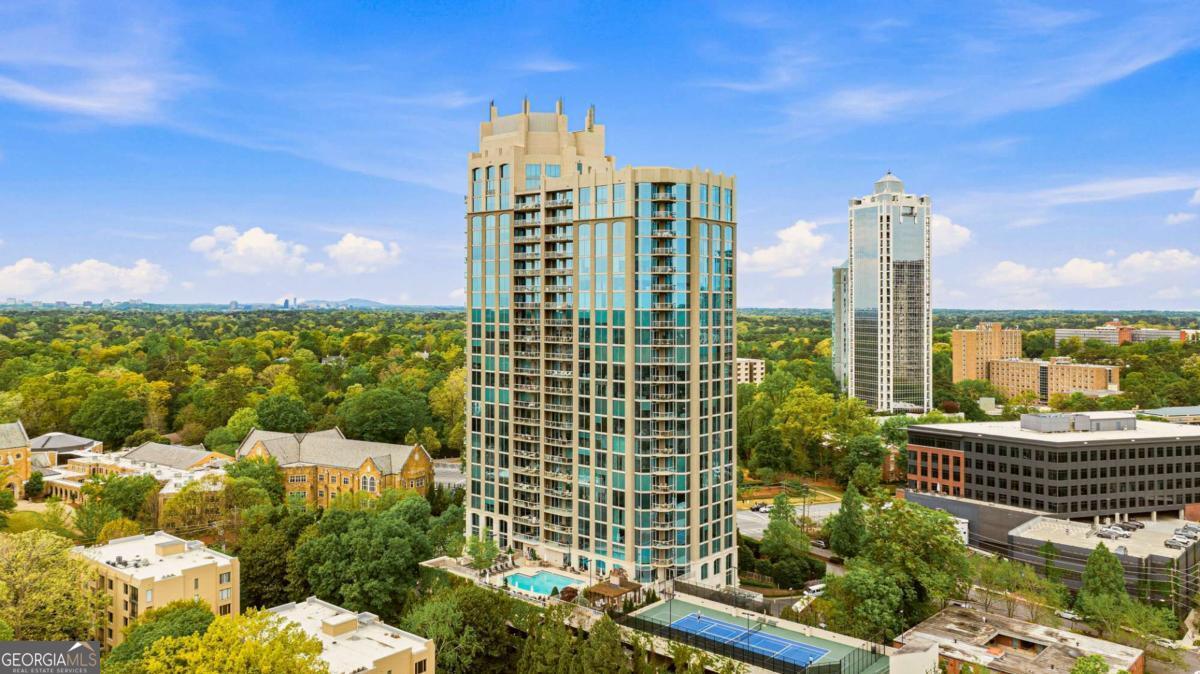 2795 Peachtree Road NE Atlanta GA 30305