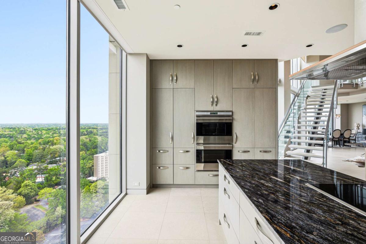 2795 Peachtree Road NE Atlanta GA 30305