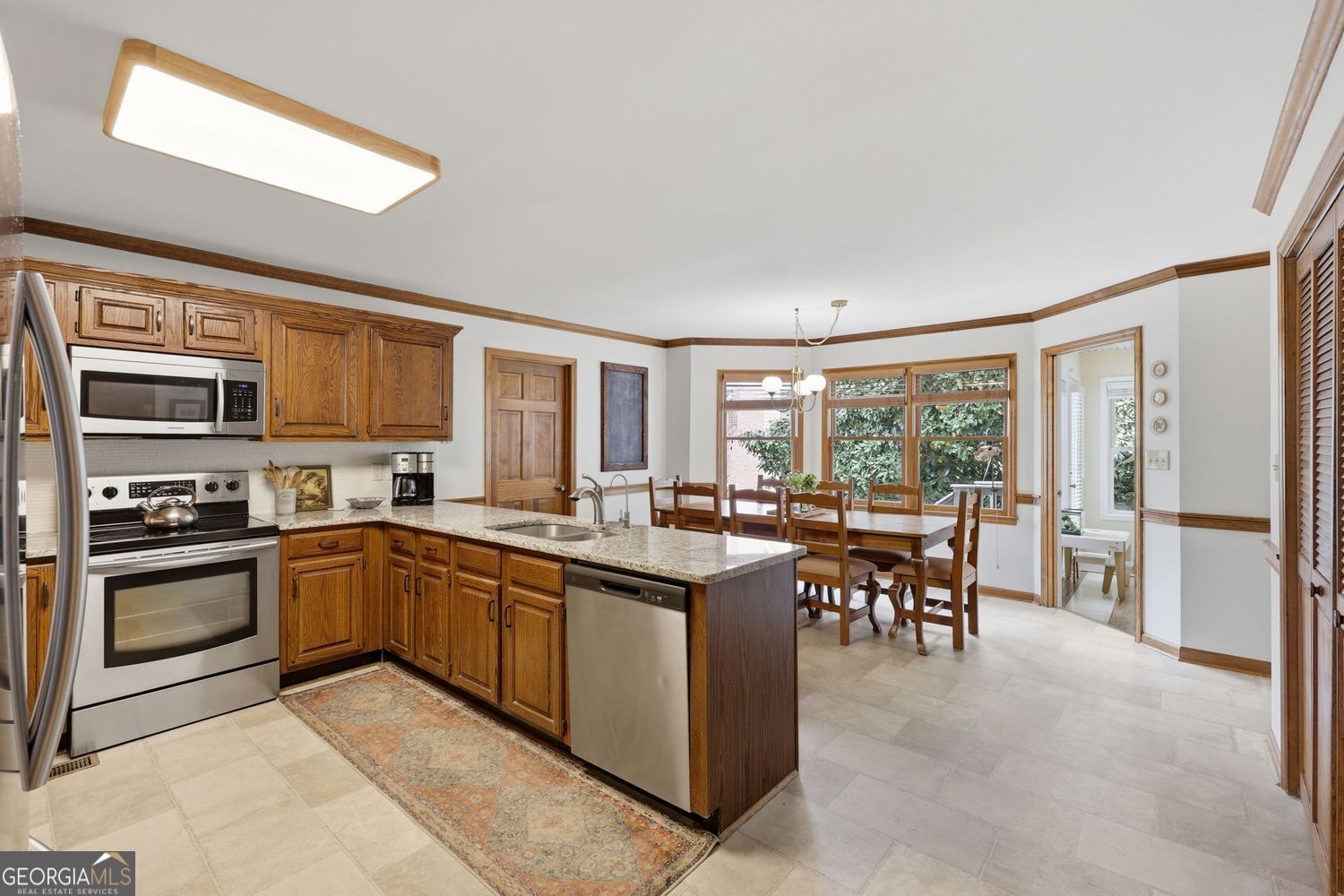 560 Long Oak Drive Gainesville GA 30501