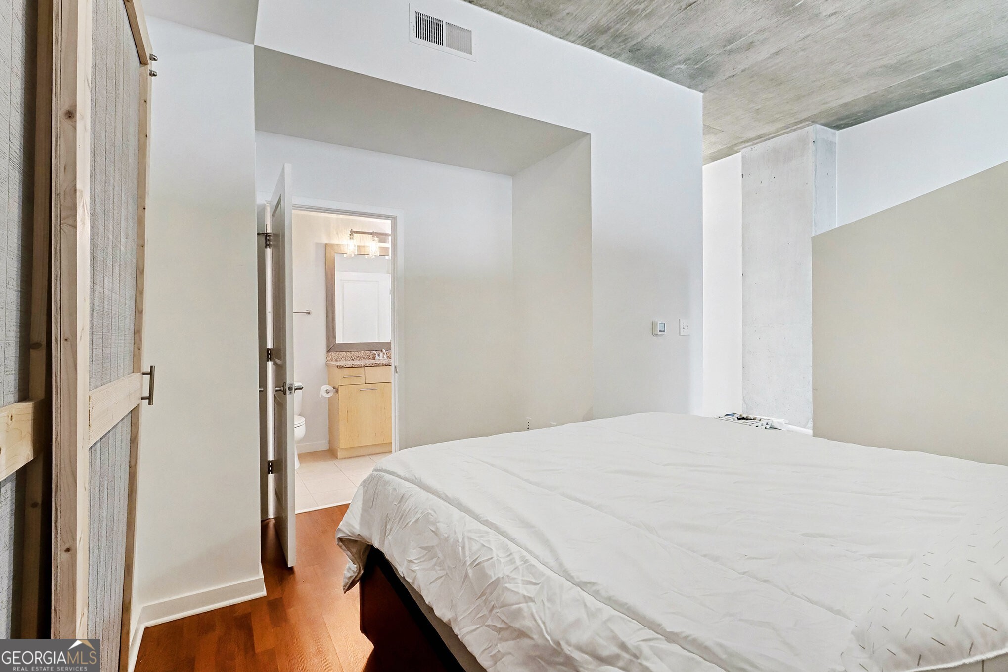 3324 Peachtree Road NE Atlanta GA 30326