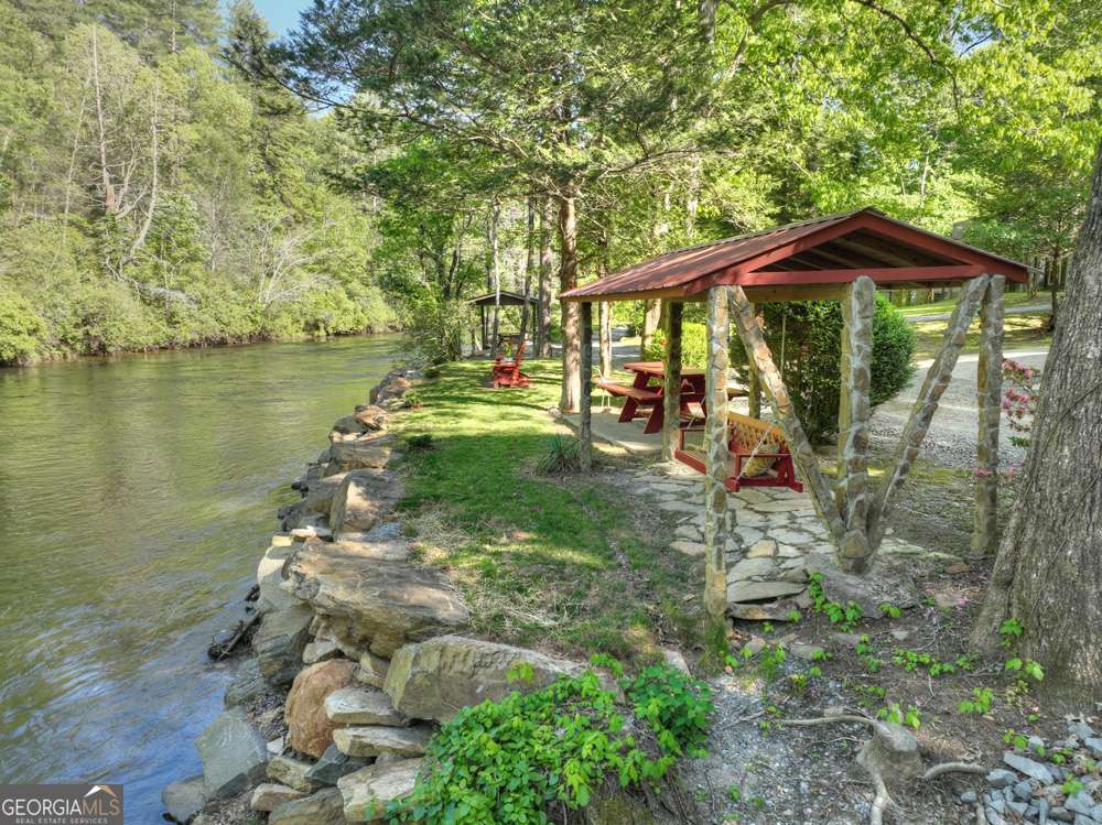 730 Riverside Lane Blue Ridge GA 30513