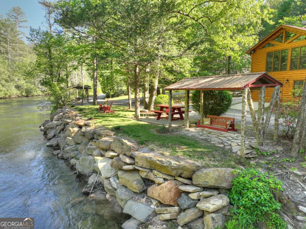 730 Riverside Lane Blue Ridge GA 30513