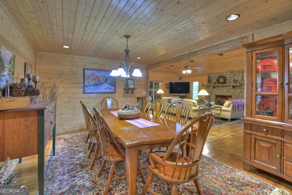 730 Riverside Lane Blue Ridge GA 30513