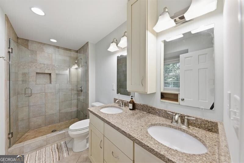 4073 Lake Erin Court Tucker GA 30084