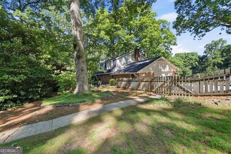 4073 Lake Erin Court Tucker GA 30084