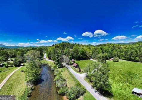 2350 Dial Road Blue Ridge GA 30513