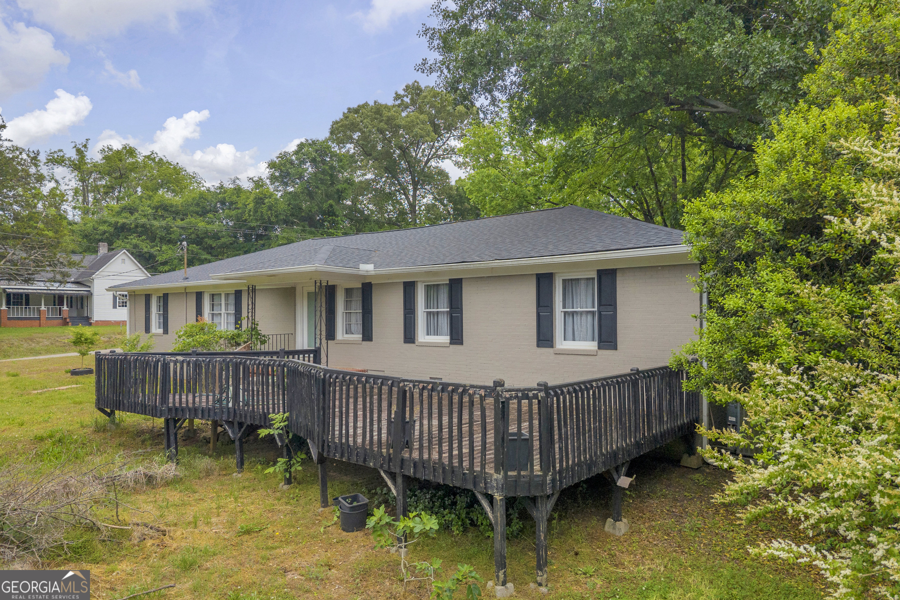 735 Bowersville Road Carnesville GA 30521