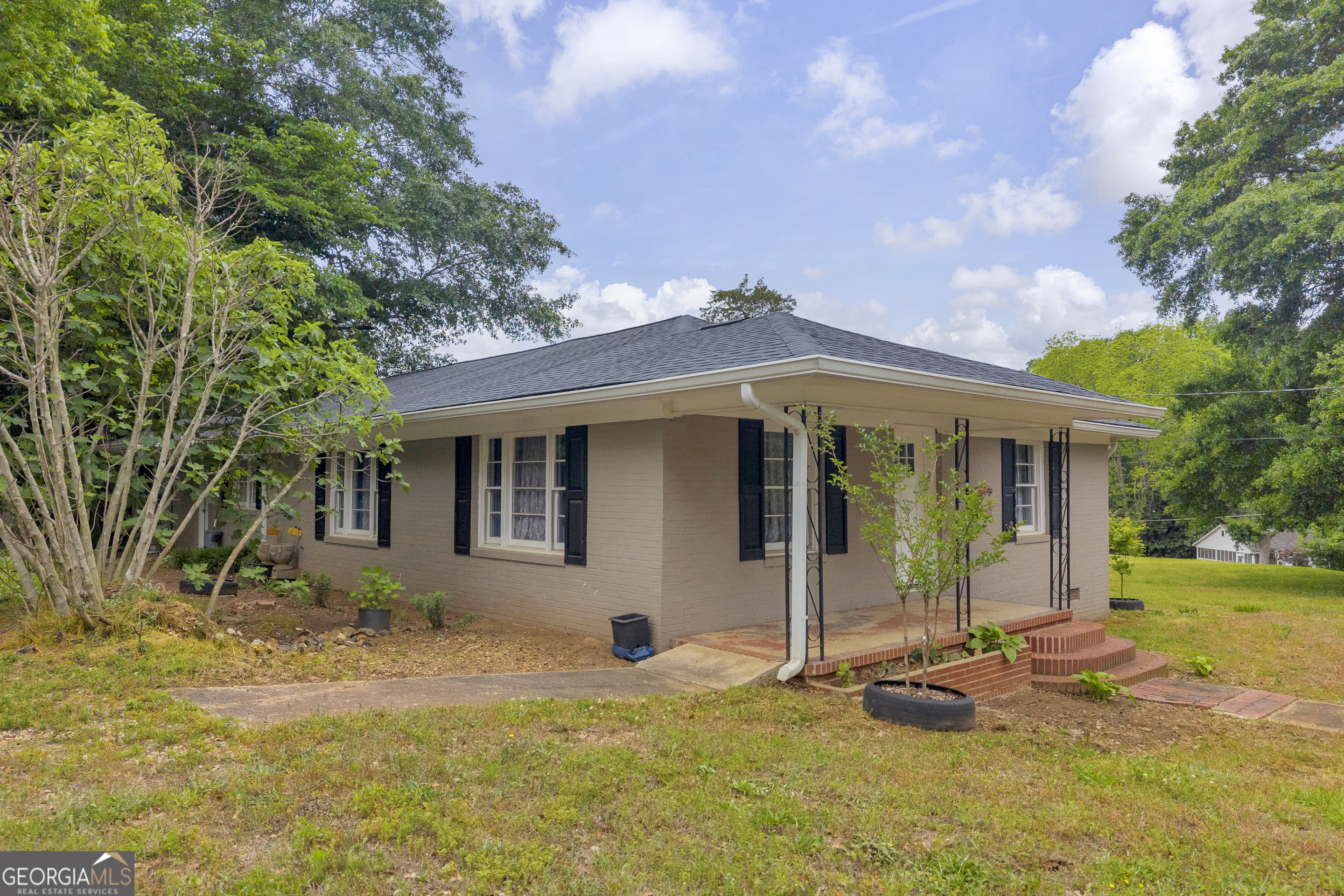 735 Bowersville Road Carnesville GA 30521
