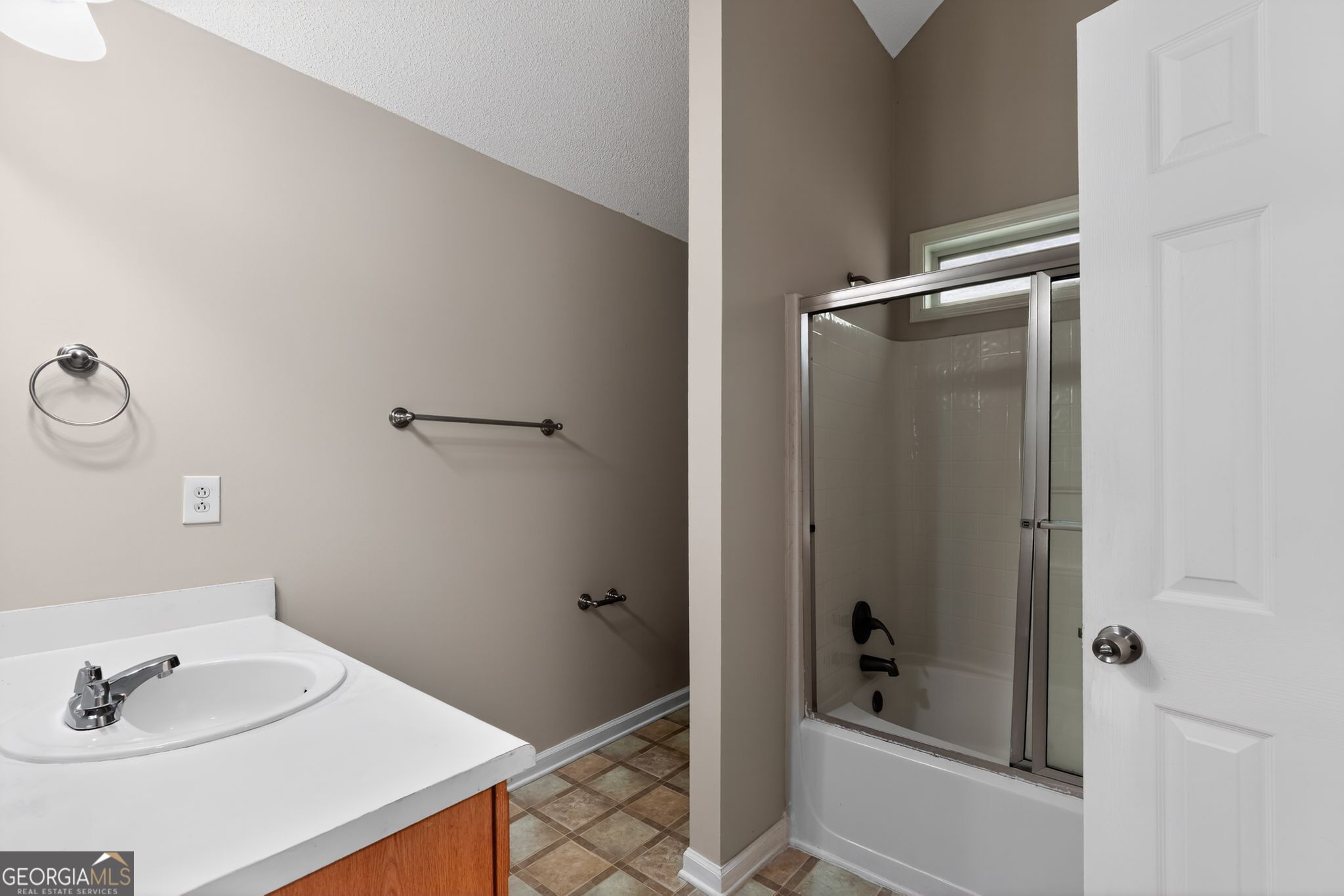 4760 Browns Mill Ferry Road Lithonia GA 30038