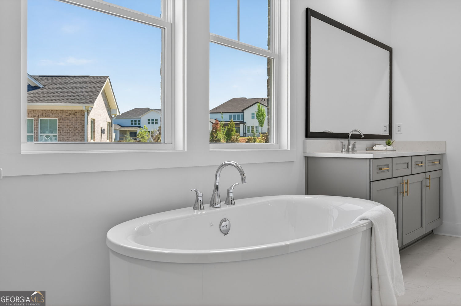 4330 Hawthorn Circle Alpharetta GA 30022