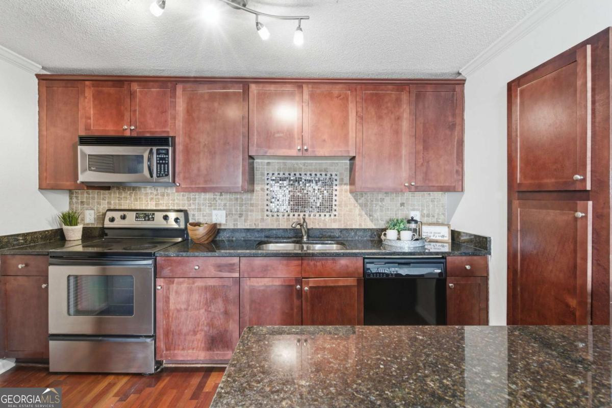 2657 Lenox Road NE Atlanta GA 30324