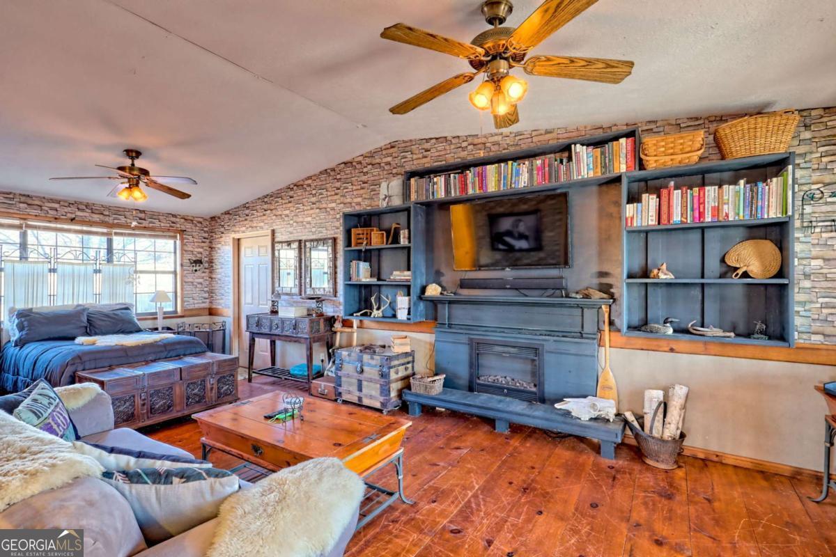 1444 Kelley Way Hiawassee GA 30546