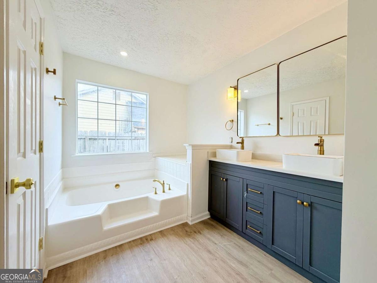 5953 Farmbrook Lane Rex GA 30273