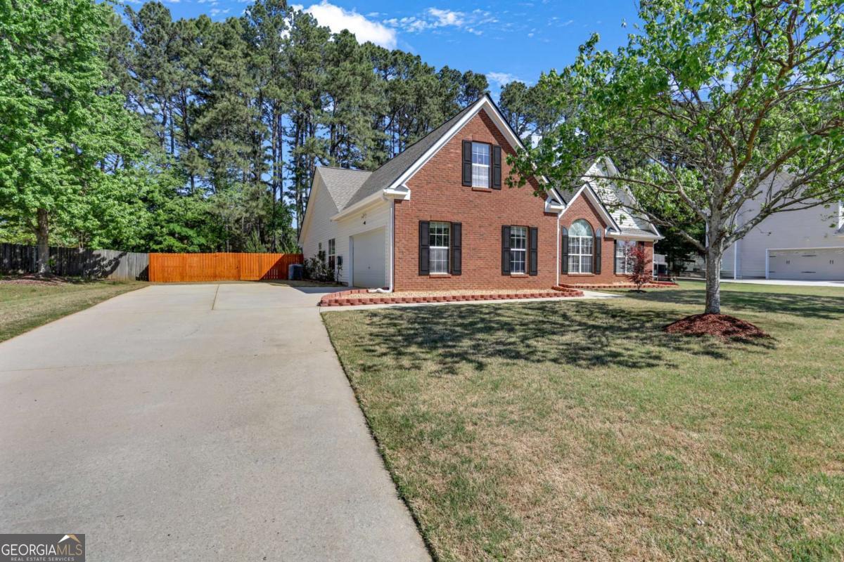 1743 Mission Park Drive Loganville GA 30052