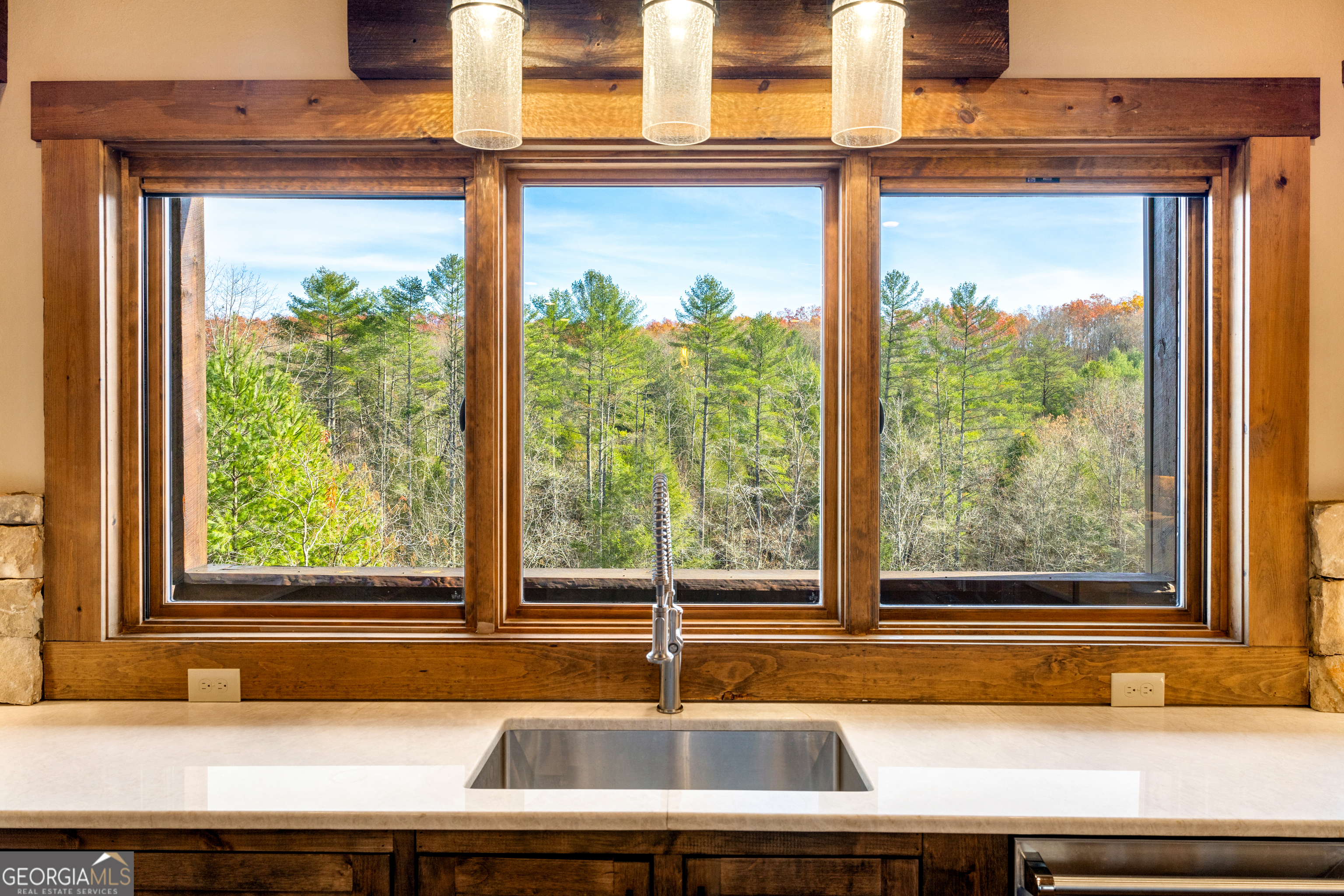 450 Miracle Lane Blue Ridge GA 30513