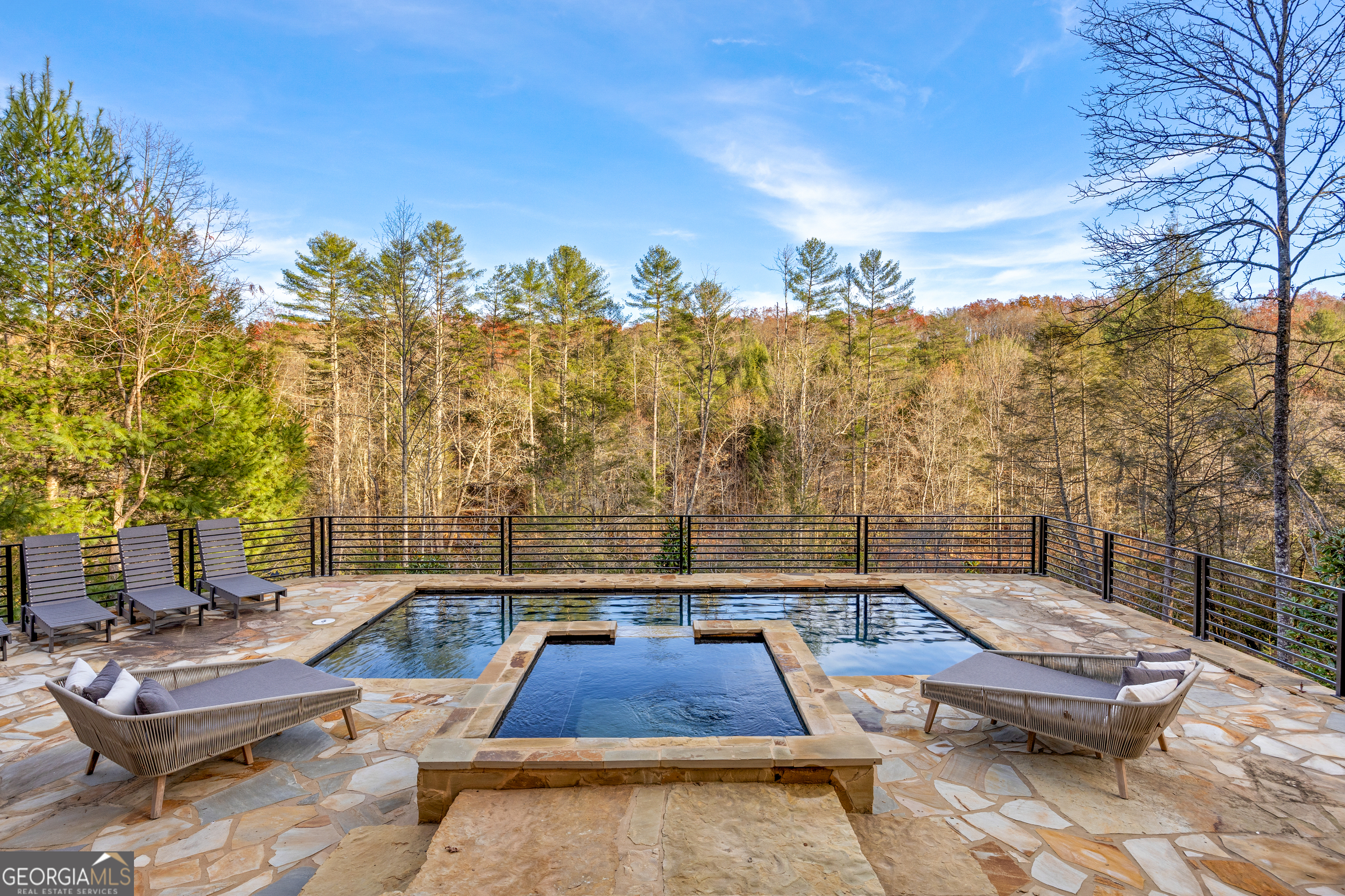 450 Miracle Lane Blue Ridge GA 30513