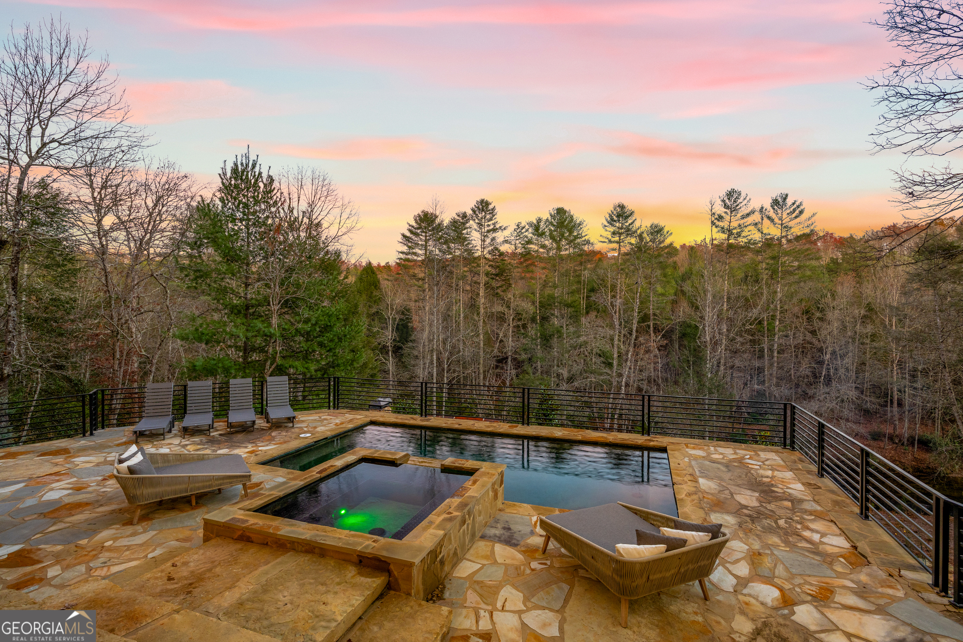 450 Miracle Lane Blue Ridge GA 30513