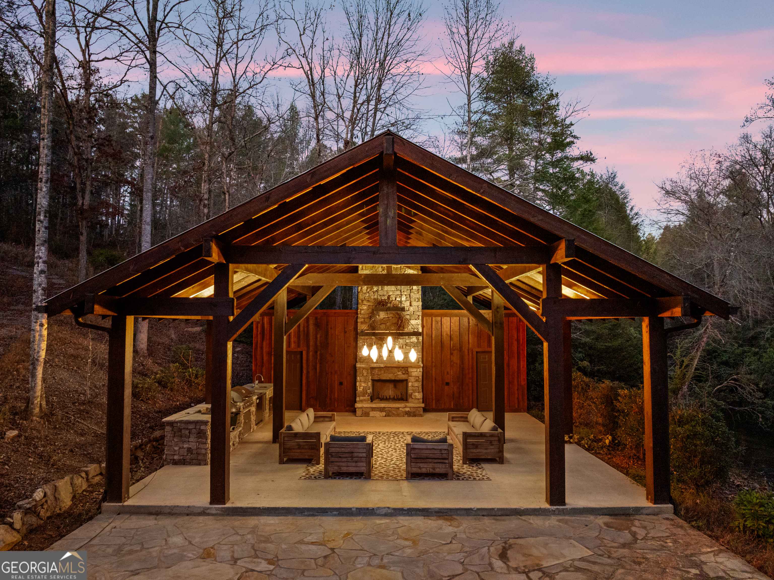 450 Miracle Lane Blue Ridge GA 30513