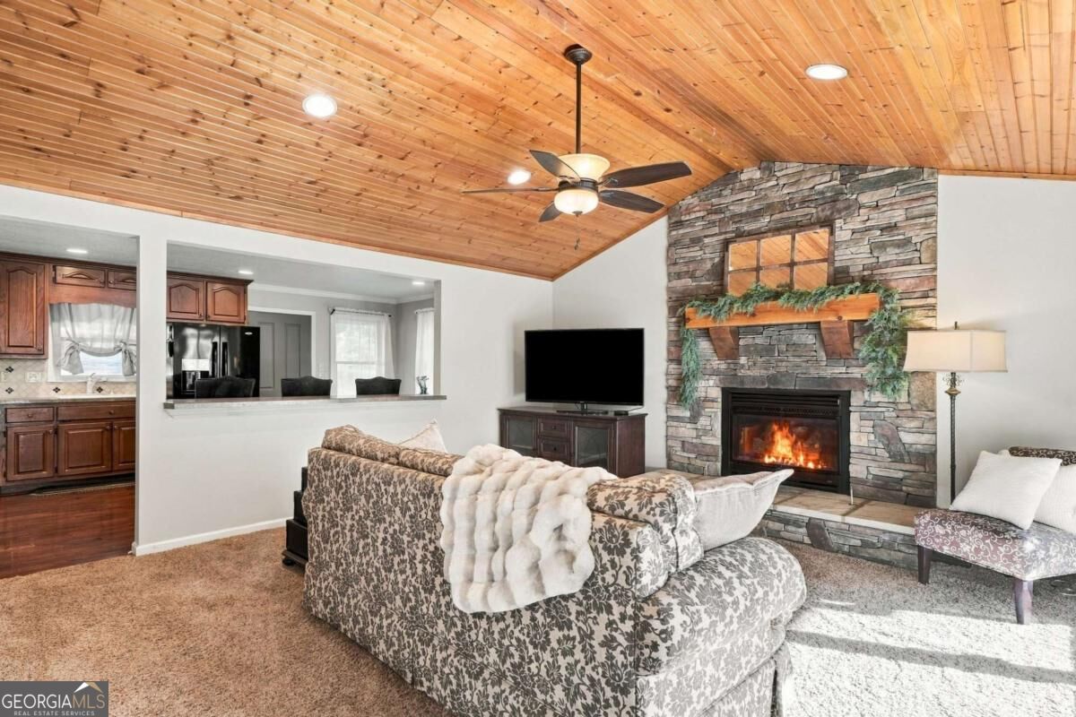 372 Misty Valley Lane Ellijay GA 30536