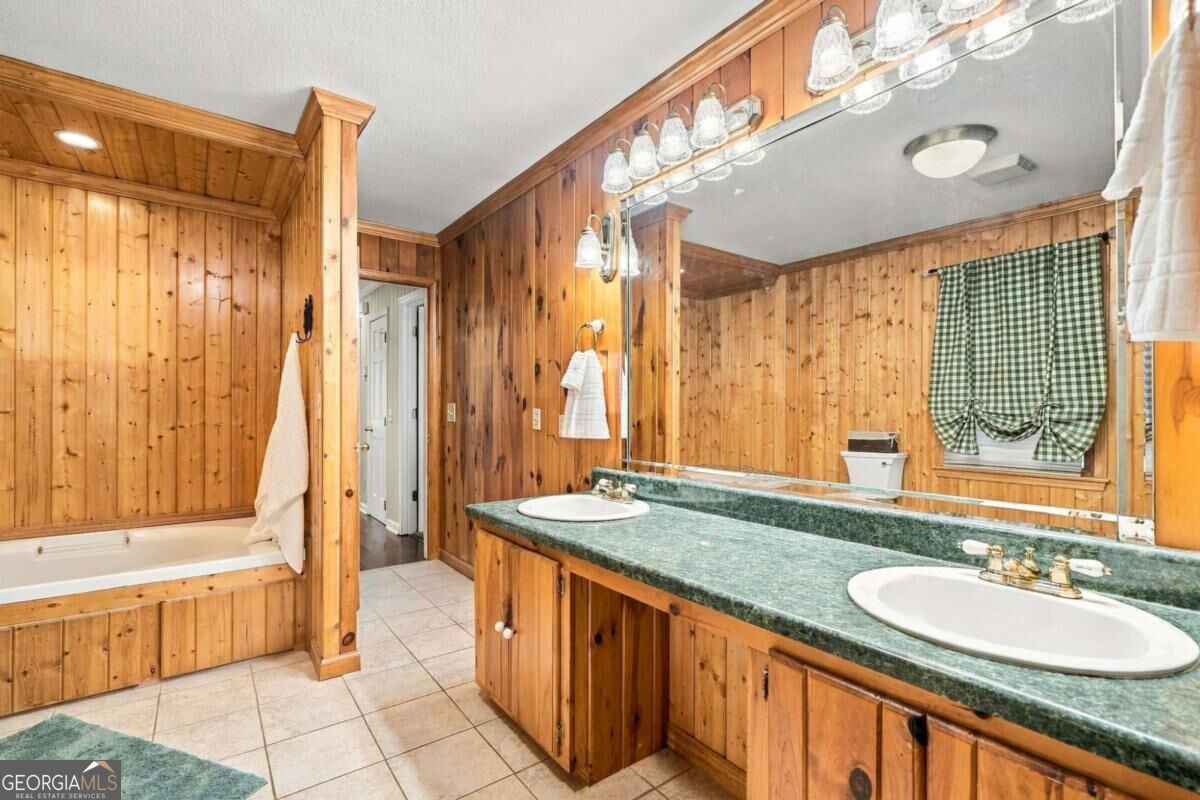 372 Misty Valley Lane Ellijay GA 30536
