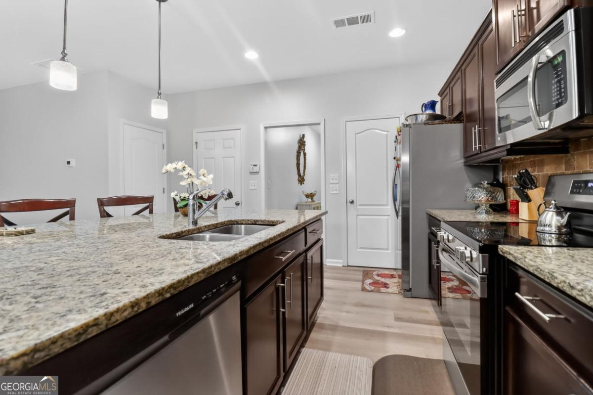 2927 Mell Rise Way Snellville GA 30078