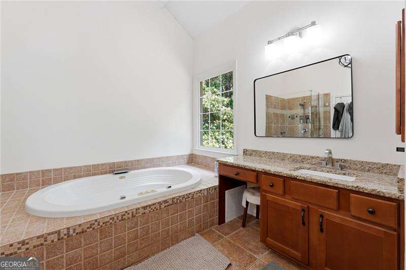 6005 Queens River Drive Mableton GA 30126